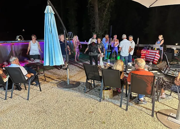 Human Hotel Restaurant Park