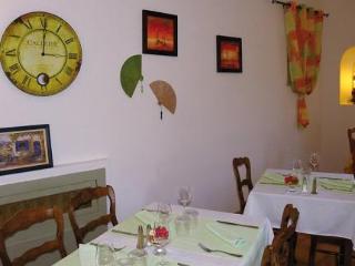 Hotel Human Restaurant Park 2*
